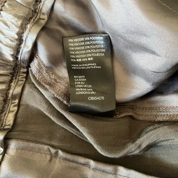 Anthropologie Dark grey shimmering Cargo Pants - Picture 12 of 12